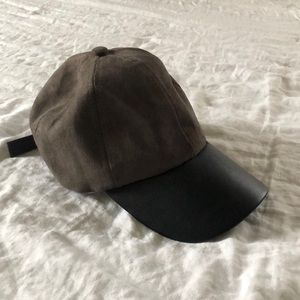 Women’s suede/faux leather cap